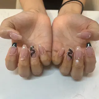 ネイル Raviy 渋谷所属・Raviy こゆきのネイルデザイン