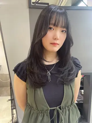 ロング カラー AIRI layer cut hairのヘアスタイル