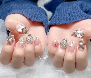 ネイル NiNa ビューティーサロン所属・Ni Naのネイルデザイン