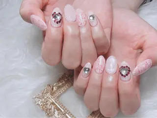 ネイル MiKi Nai池袋 長さだし得意のネイルデザイン