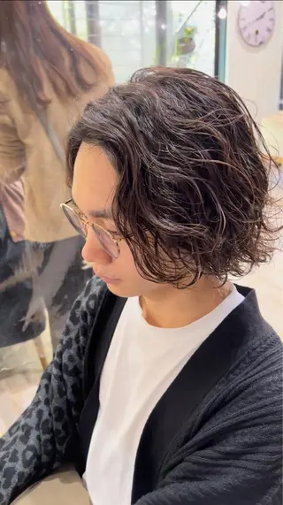 ミディアム パーマ メンズ メンズStylist 山根慧のヘアスタイル