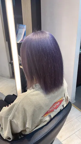 ミディアム カラー ブリーチ/髪質改善/ ハイトーン/暖色のヘアスタイル