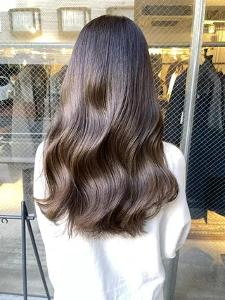 ロング カラー 寺山 佳貴のヘアスタイル