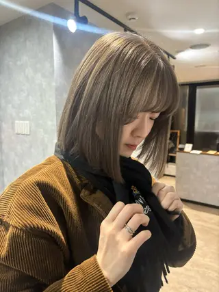 ショート 🌐NATSUMI 🌐【寒色カラー】のヘアスタイル