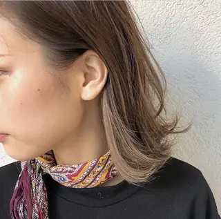 ミディアム カラー RINA🧤 デザインとボブのヘアスタイル