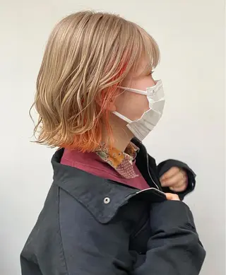 ショート カラー tonari 梅田、中崎町のヘアスタイル