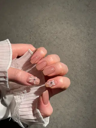 ネイル I-nailロング /ワンホン/キラキラのネイルデザイン