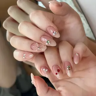 ネイル Iris  Nail所属・akige akigeのネイルデザイン