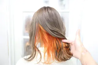 セミロング カラー ✨池袋ブリーチ特化 Hibiki✨のヘアスタイル