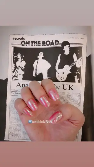 ネイル 4tunekick NAILS(フォーチュンキックネイルズ)所属・光森 淳子のネイルデザイン