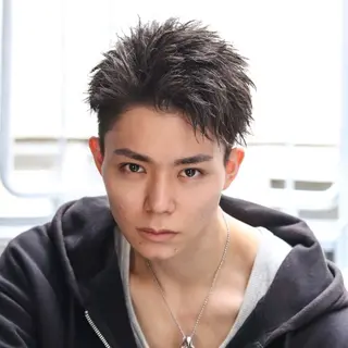 ショート カラー パーマ ヘアアレンジ メンズ メンズフェザー毛流れ パーマASHU渋谷のヘアスタイル