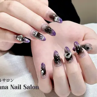 ネイル Henna Kongssalonのネイルデザイン