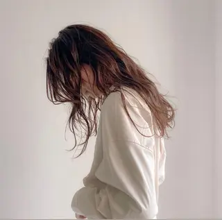 セミロング カラー THE DAY所属・AKI HASHIMOTOのヘアスタイル