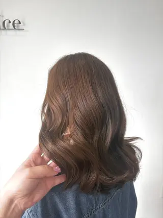 セミロング 池澤 京華のヘアスタイル