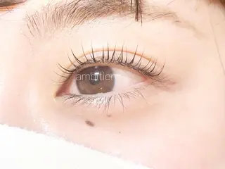 マツエク・マツパ デイジーラッシュ 大阪駅前第3ビルのマツエク・マツパデザイン