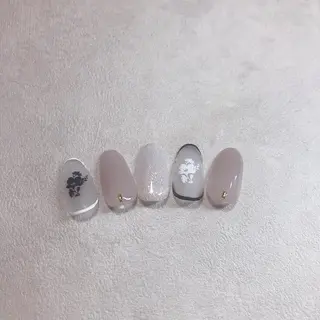 ネイル ♾nail 恵美のマツエク・マツパデザイン