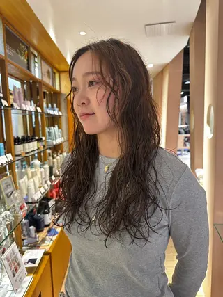 ロング 青木龍樹/パーマモデ ル/似合わせパーマのヘアスタイル