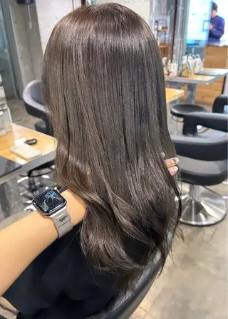 セミロング IS所属・横浜美容室/透明感 カラー/レイヤーのヘアスタイル