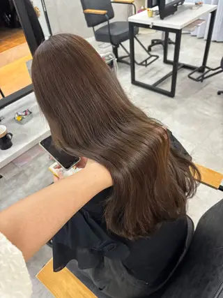 ロング カラー Megu/ベージュ/ 透明感カラーのヘアスタイル