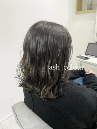 ミディアム カラー flen所属・𖤣𖥧𖥣𖥧田中 姫乃𖤣𖥧𖥣𖡡のヘアスタイル