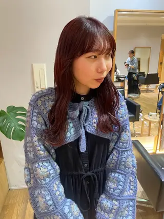 ミディアム カラー 大橋 芽衣のヘアスタイル