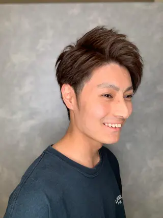 メンズ 吹田 駿 髪質改善縮毛矯正のヘアスタイル