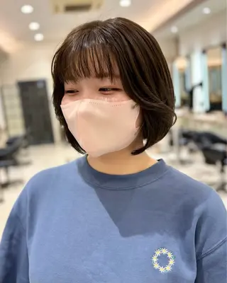 ショート カラー 辻村 彩華のヘアスタイル