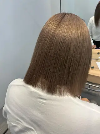 ミディアム カラー レイヤーカット 新宿🤍Maiのヘアスタイル