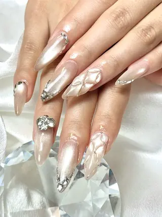 ネイル ルシイ🎀新宿長さ 出しパーツ専門店のネイルデザイン