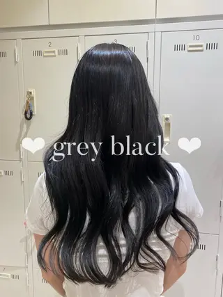 ロング カラー 𝐲𝐮𝐮𝐦𝐢 エクステ/ 艶カラーのヘアスタイル