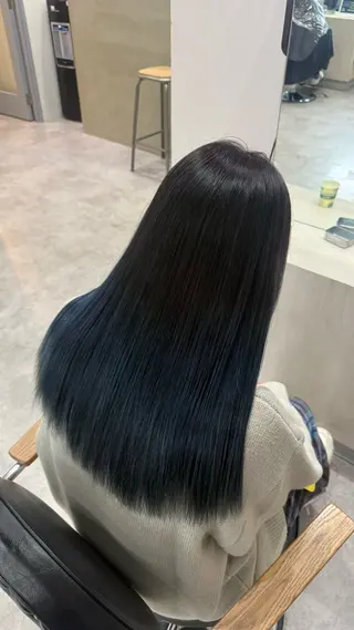 ロング カラー soyon 心斎橋店のヘアスタイル