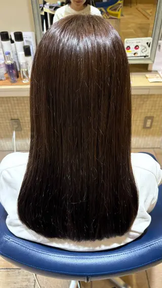 ロング 藤本 早耶のヘアスタイル