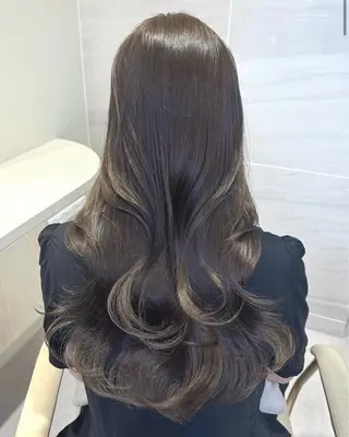 ロング カラー 🤍🌿Chisa /透け感ヘア🌿🤍のヘアスタイル
