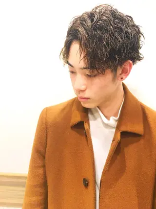 ミディアム ゼロスバーバーショップ所属・予約1000件超 ✨メンズパーマのヘアスタイル