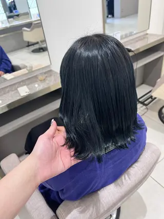 ミディアム 中嶋 彩乃のヘアスタイル