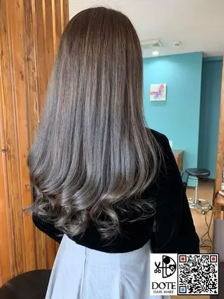 ロング カラー Dote所属・薬師寺 優のヘアスタイル