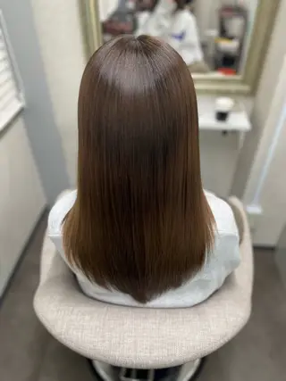 セミロング 髪質改善/縮毛矯正 アンナ🍊のヘアスタイル