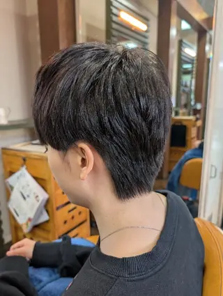 ショート メンズ 本田 圭輔のヘアスタイル