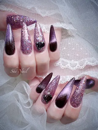 ネイル She   Nail所属・ISA_ BELLAのネイルデザイン