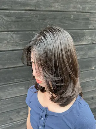 ミディアム nui【茨木】本多 莉果子のヘアスタイル