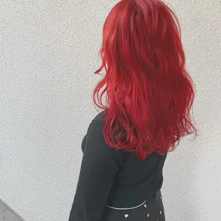 セミロング インナーカラー/天神 ブリーチ/吉田のヘアスタイル