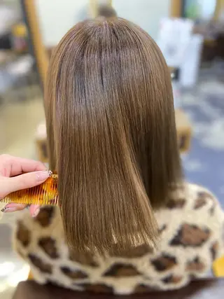 カラー BRAS ナカガワのヘアスタイル