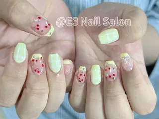 ネイル E3 ナナのネイルデザイン