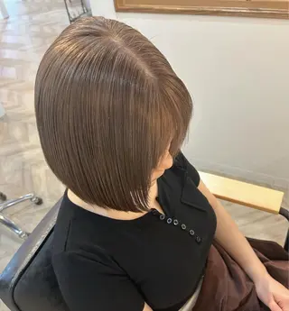 ショート PACE所属・ayumi ／透明感カラーのヘアスタイル