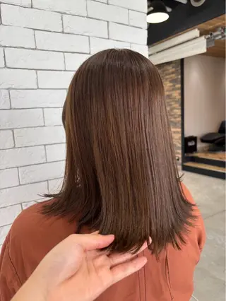 ミディアム オリーブ🫒レイヤー /平尾/りの‎🤍のヘアスタイル