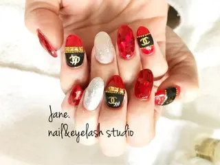 ネイル Yakko pas á pasのネイルデザイン