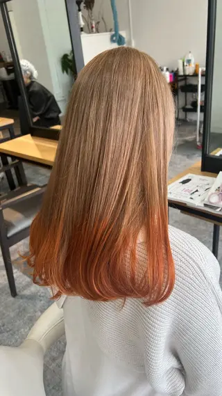 ロング カラー 🌈re-room EIKI🇰🇷のヘアスタイル