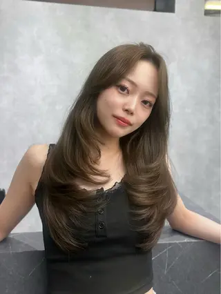 ロング 大人レイヤー/艶美髪 🇺🇸TOMONAのヘアスタイル