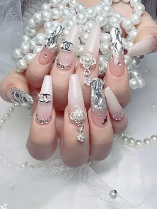 ネイル ネイルサロン lotusのネイルデザイン