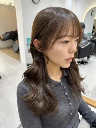 ロング カラー 赤み消し/オリーブ カーキ/福田れんのヘアスタイル